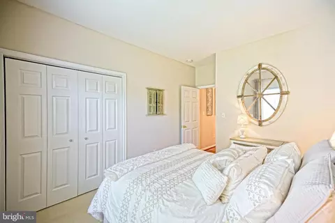 Bedroom - 33094 E Light Dr, Lewes, DE 19958 photo 10 of 17
