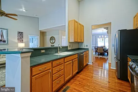 Kitchen - 33094 E Light Dr, Lewes, DE 19958 photo 5 of 5