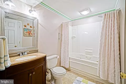 Bath - 33094 E Light Dr, Lewes, DE 19958 photo 4 of 4
