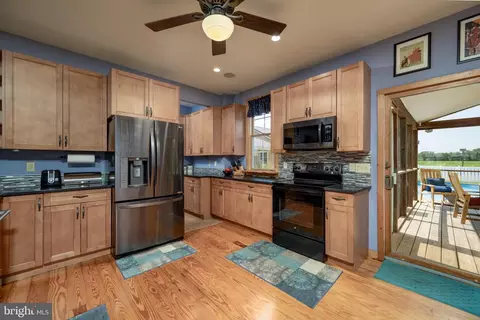 Kitchen - 5019 Beverly Ln, Milton, DE 19968 photo 1 of 2