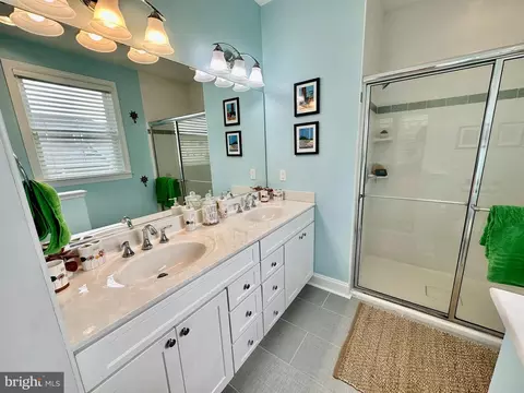 Bath - 215 2nd St, Bethany Beach, DE 19930 photo 1 of 10