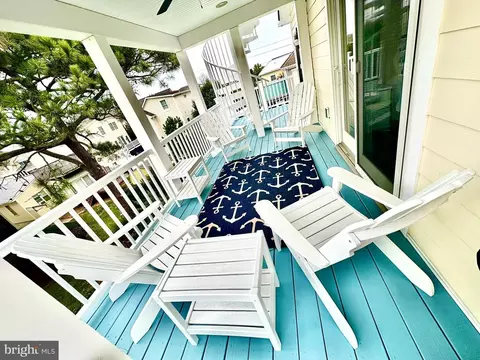 Exterior - 215 2nd St, Bethany Beach, DE 19930 photo 16 of 17