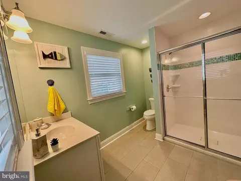 Bath - 215 2nd St, Bethany Beach, DE 19930 photo 3 of 10