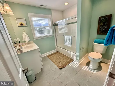 Bath - 215 2nd St, Bethany Beach, DE 19930 photo 9 of 10