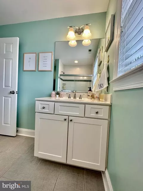 Bath - 215 2nd St, Bethany Beach, DE 19930 photo 10 of 10