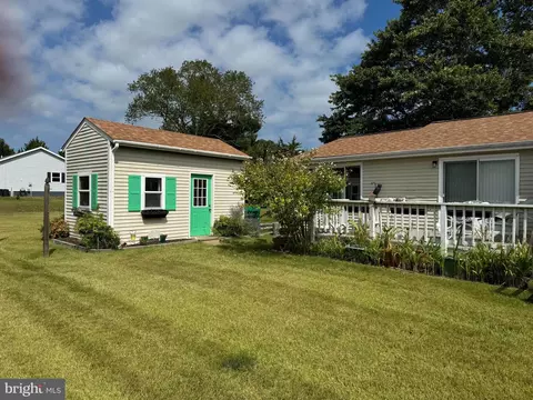 11 Grants Ave, Ocean View, DE 19970 photo 2