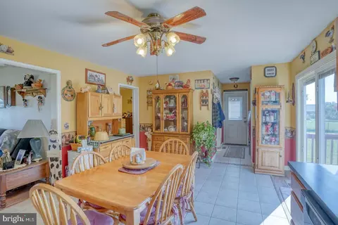 Entry Way - 6532 Delmar Rd, Delmar, DE 19940 photo 1 of 1