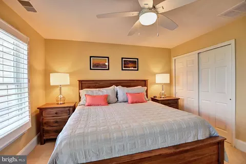 Bedroom - 37481 Seaside Dr, Ocean View, DE 19970 photo 4 of 7