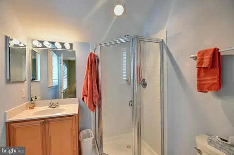 Bath - 37481 Seaside Dr, Ocean View, DE 19970 photo 6 of 6