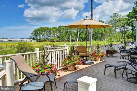 Exterior - 37481 Seaside Dr, Ocean View, DE 19970 photo 7 of 11