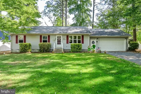 32892 Reba Rd, Millville, DE 19967