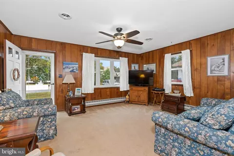 38207 Piney Point Rd, Ocean View, DE 19970 photo 14