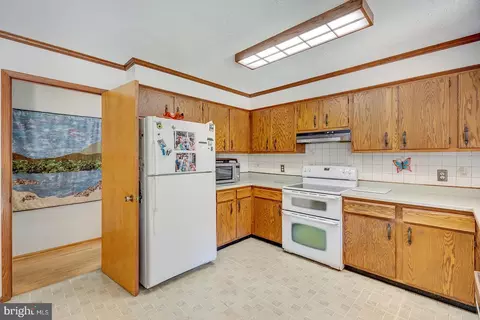 407 Walter St, Georgetown, DE 19947 photo 9