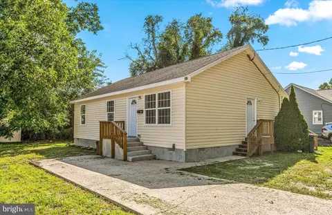 402 W 7th St, Laurel, DE 19956