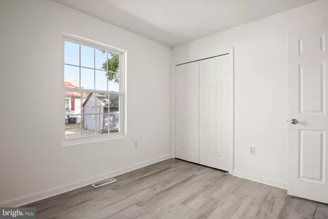 Bedroom - 402 W 7th St, Laurel, DE 19956 photo 1 of 3
