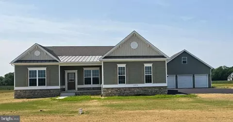 22416 Hummingbird Rd, Ellendale, DE 19941