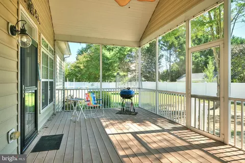 Exterior - 18357 Seashell Blvd, Lewes, DE 19958 photo 5 of 9