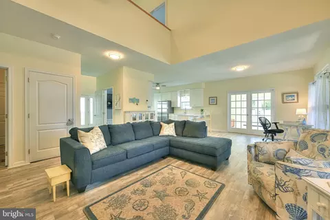 Living - 18357 Seashell Blvd, Lewes, DE 19958 photo 4 of 4