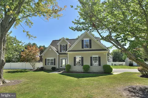 Exterior - 18357 Seashell Blvd, Lewes, DE 19958 photo 2 of 9