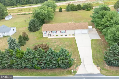 14605 Oyster Rocks Rd, Milton, DE 19968