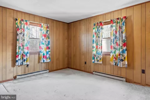 Bedroom - 22243 Deep Branch Rd, Georgetown, DE 19947 photo 5 of 7