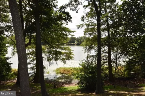 View/Area - 140 Lakeside Dr, Laurel, DE 19956 photo 12 of 14
