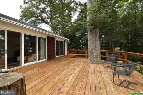Exterior - 140 Lakeside Dr, Laurel, DE 19956 photo 3 of 4
