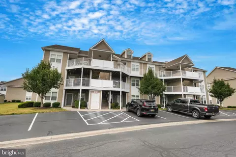 37464 Pettinaro Dr #72-4, Ocean View, DE 19970