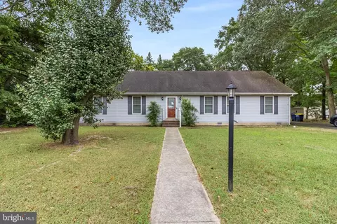 Other - 107 Maple St, Laurel, DE 19956 photo 1 of 9