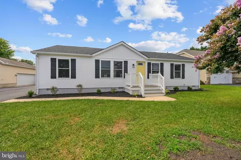 21 Radcliffe Dr, Rehoboth Beach, DE 19971