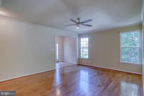 Living - 6 Arbutus Dr, Georgetown, DE 19947 photo 3 of 4