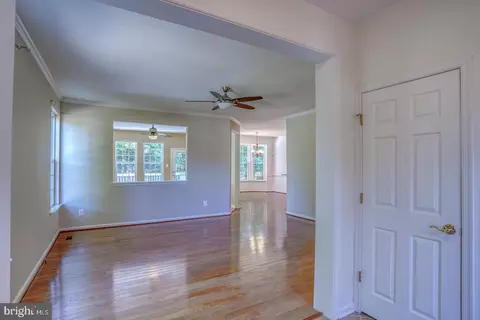 Entry Way - 6 Arbutus Dr, Georgetown, DE 19947 photo 2 of 7