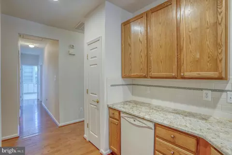 Entry Way - 6 Arbutus Dr, Georgetown, DE 19947 photo 5 of 7