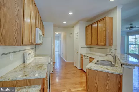 Entry Way - 6 Arbutus Dr, Georgetown, DE 19947 photo 4 of 7