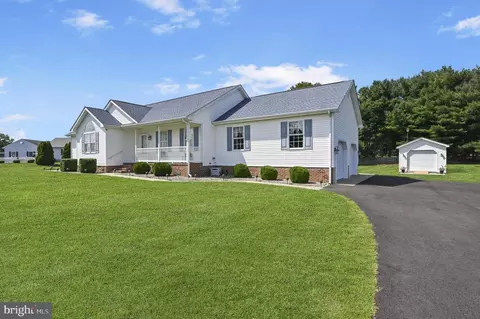 30988 Chipmans Chase Dr, Laurel, DE 19956 photo 3