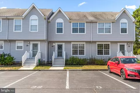 38182 Beachwood Ct #C32, Frankford, DE 19945