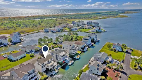 35048 Loretta St, Bethany Beach, DE 19930 photo 7