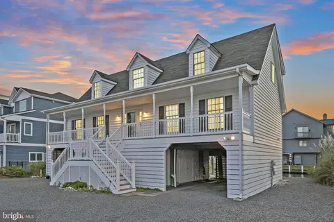 35048 Loretta St, Bethany Beach, DE 19930 photo 2