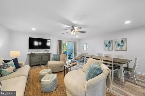 824 Beach Haven Dr # B, Bethany Beach, DE 19930