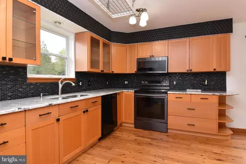 Kitchen - 330 Behringer Ave, Milton, DE 19968 photo 1 of 4