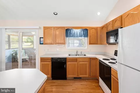 38509 Reservation Trl, Ocean View, DE 19970 photo 12