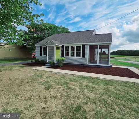 7 Rogers Ave, Georgetown, DE 19947