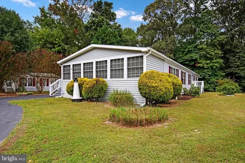 4 White Pine Dr, Millsboro, DE 19966