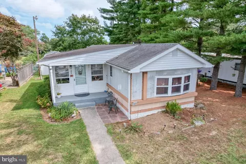 34901 E Isaacs Dr, Rehoboth Beach, DE 19971