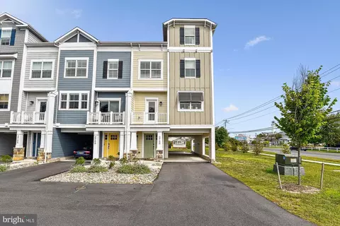 39100 New Providence Ln #18, Fenwick Island, DE 19944
