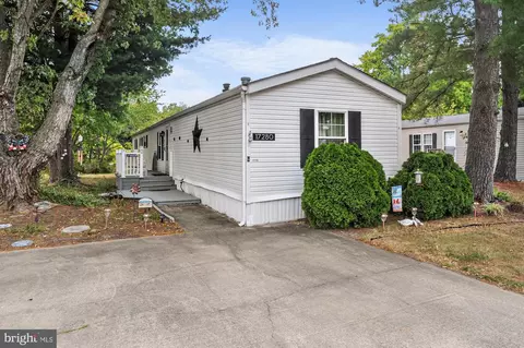 17280 Pine Water Dr #0008, Lewes, DE 19958