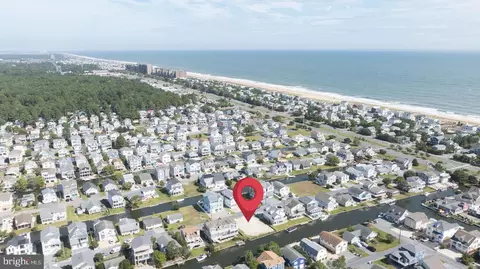 124 Layton Dr, South Bethany, DE 19930
