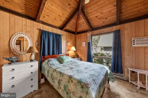 Bedroom - 607 4th St, Bethany Beach, DE 19930 photo 4 of 5