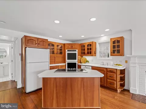 Kitchen - 115 Lake Dr, Laurel, DE 19956 photo 4 of 6