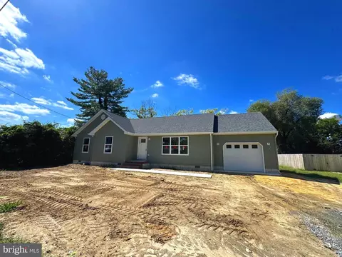403 N 2nd St, Delmar, DE 19940